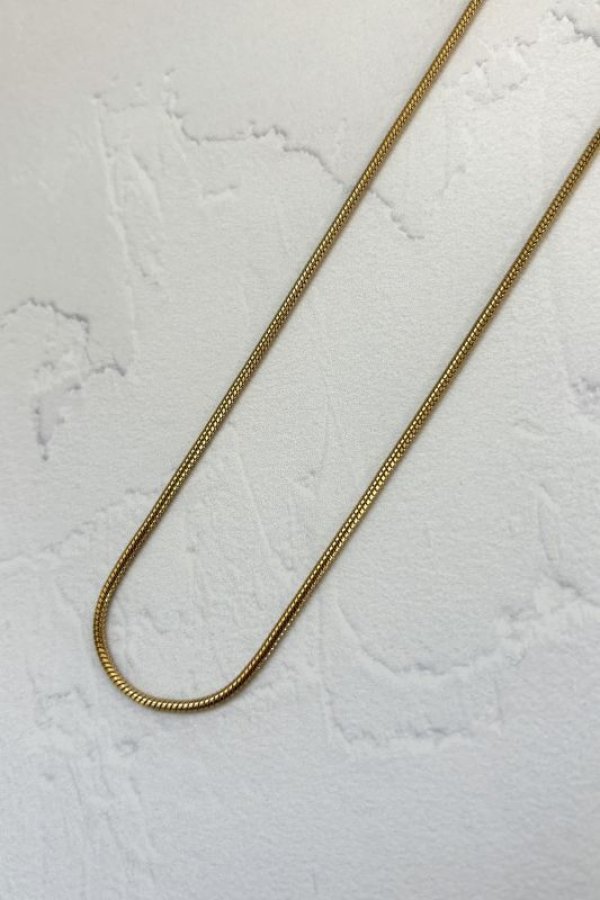 画像8: ステンレス 1.5mm幅 スネークチェーンネックレス (8)