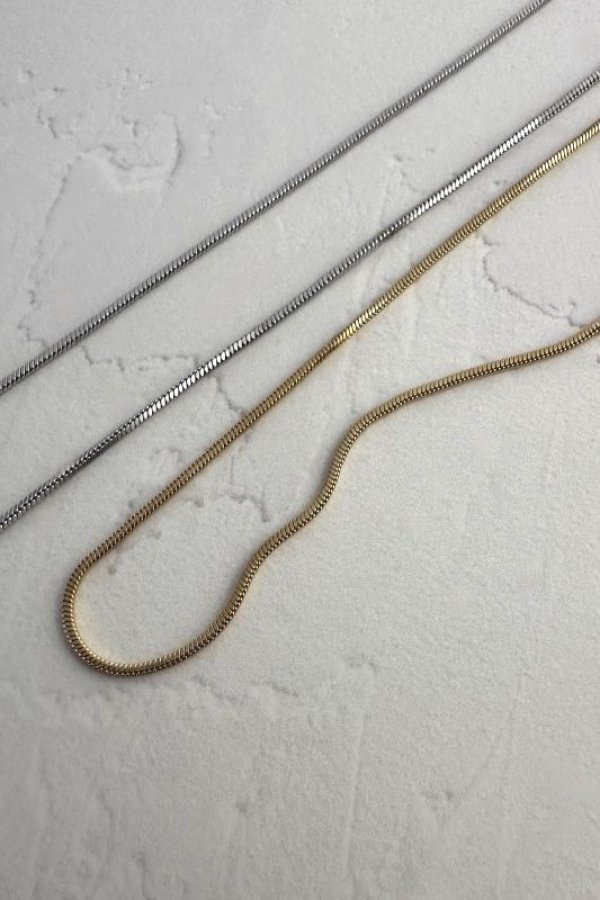 画像4: ▶︎ ステンレス 1mm幅 スネークチェーンネックレス  (4)