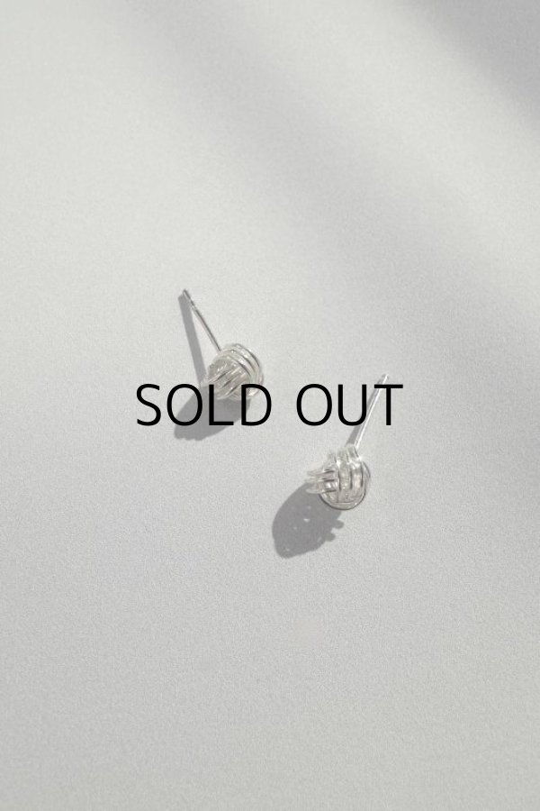 画像2: SILVER925 6mm幅アジアンノットスタッドピアス (2)