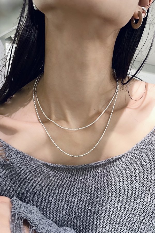 画像8: SILVER925 1.8mm幅 オーバルボールチェーンネックレス (8)