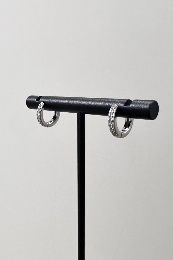 画像6: ステンレス 2.2mm幅 7ジルコニアフープピアス  (6)