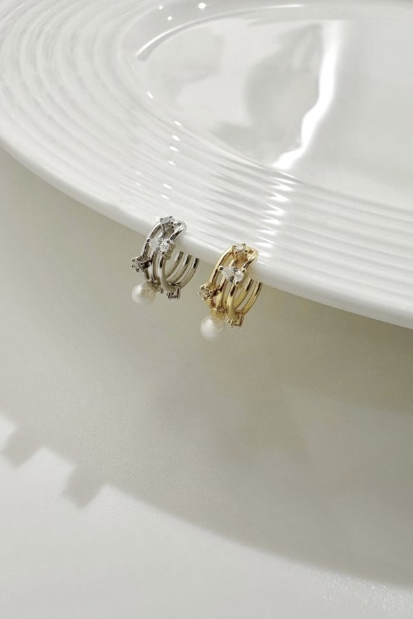 画像5: ▶︎ SILVER925 ランダムビジュー&パールスリーラインイヤーカフ (5)