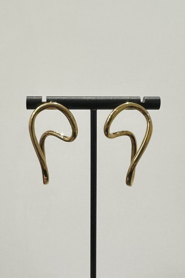 画像7: ▶︎ ステンレス エイトカーブリングスタッドピアス (7)