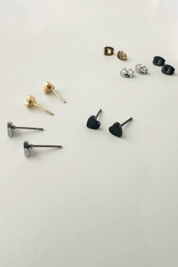 画像5: ステンレス フラットハートスタッドピアス (5)