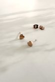 画像2: ステンレス フラットハートスタッドピアス (2)