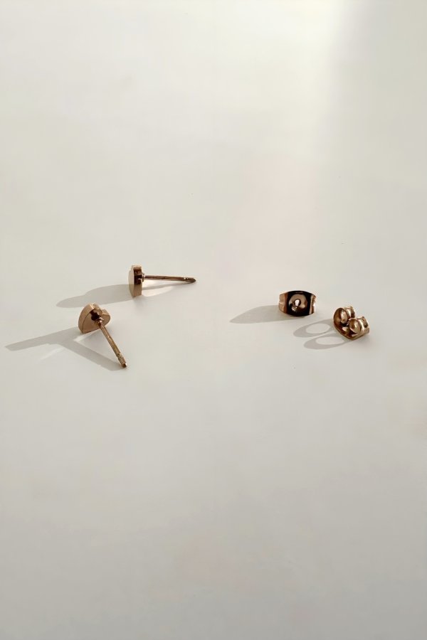 画像6: ステンレス フラットハートスタッドピアス (6)