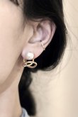 画像1: パールキャッチエイトカーブフックピアス (1)