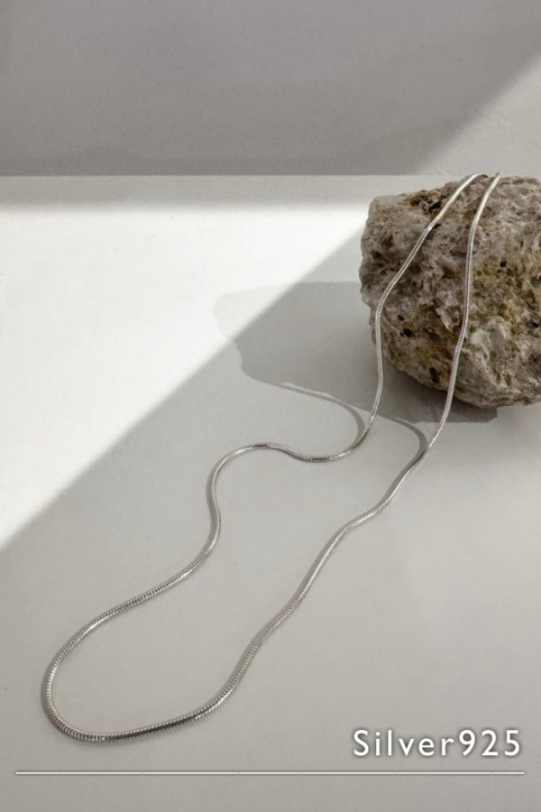 画像2: SILVER925 1.4mm幅 スネークチェーンネックレス (2)