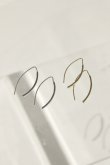 画像5: SILVER925 カーブスティックフックピアス (5)