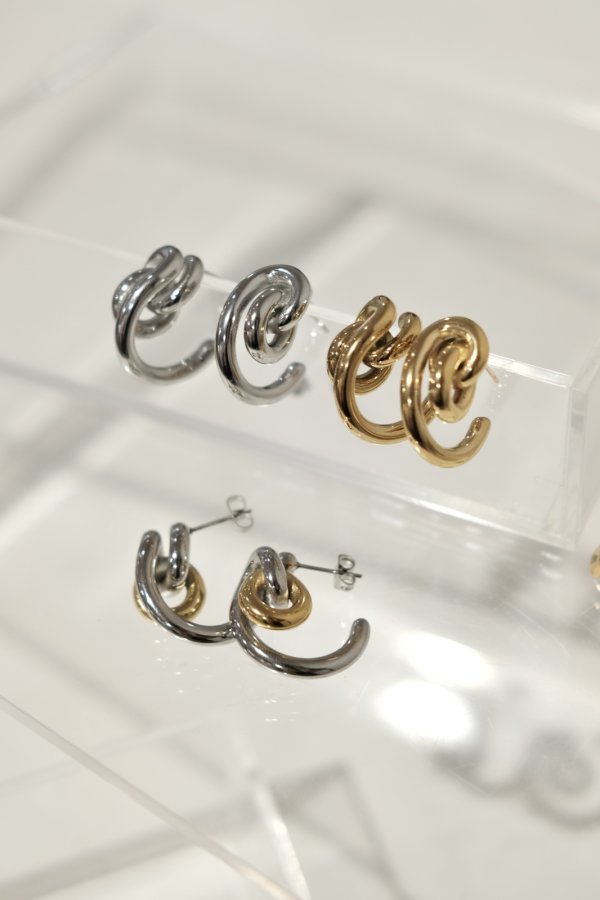画像2: ▶︎ ステンレス リングリングC型フープピアス (2)
