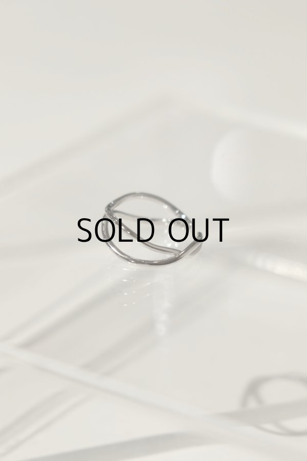 画像8: SILVER925 イレギュラーウェーブダブルラインリング (8)