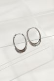 画像1: ▶︎グラデーションオーバルフープピアス / シルバー [P2823-S] (1)