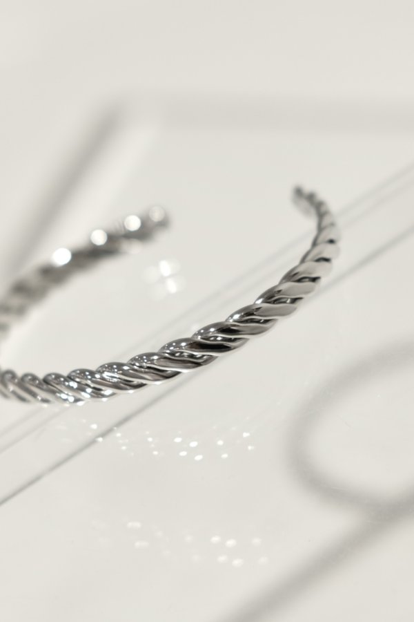 画像7: ステンレス 6.5mm幅 ツイストバングル (7)