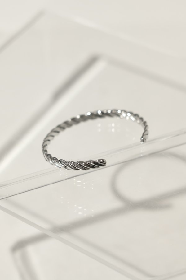 画像5: ステンレス 6.5mm幅 ツイストバングル (5)