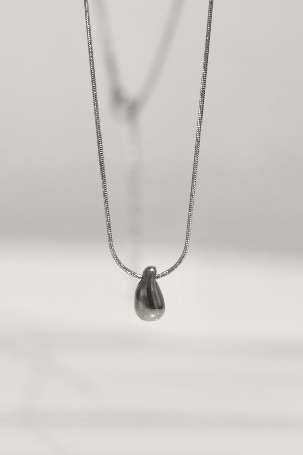 画像4: ステンレス プランプドロップトップ 0.8mmスネークチェーンネックレス (4)