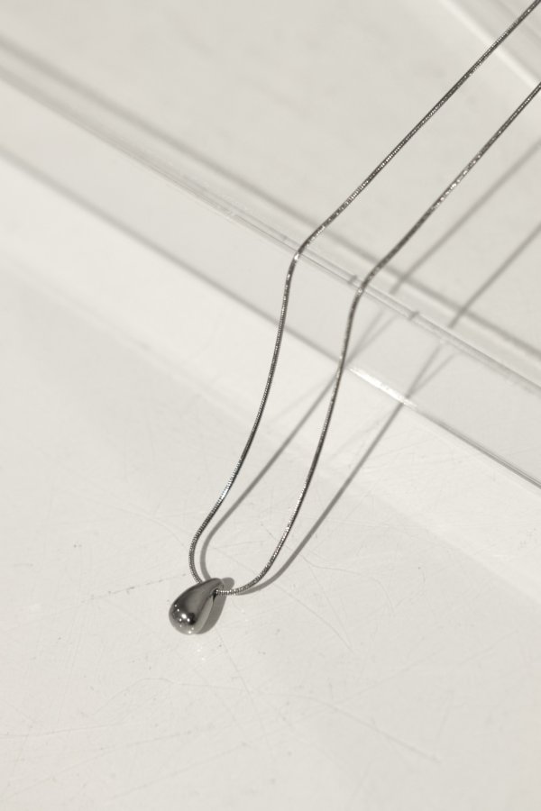 画像7: ステンレス プランプドロップトップ 0.8mmスネークチェーンネックレス (7)