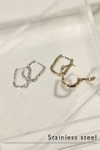 画像1: ステンレス アンイーブンスクエアフープピアス (1)