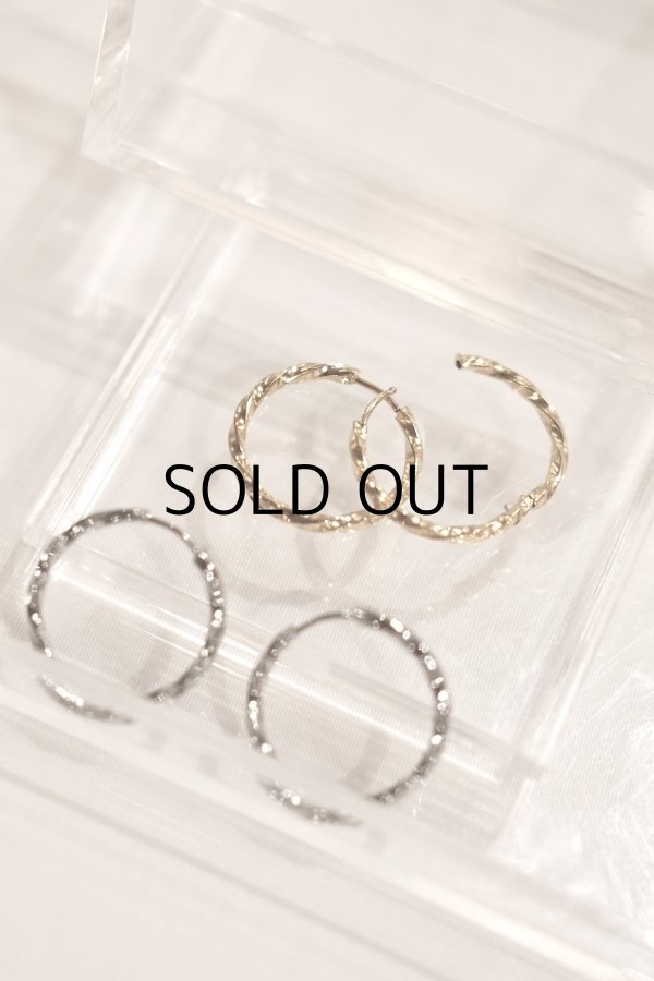画像4: 【20%OFF】ステンレス 2mm幅エッジツイストフープピアス 24mm径 (4)