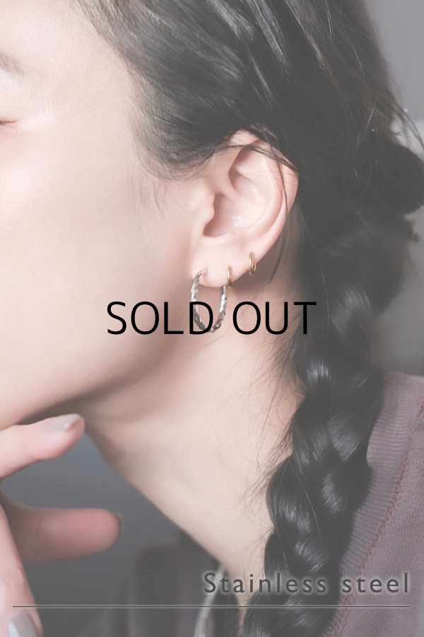 画像6: 【20%OFF】ステンレス 2mm幅エッジツイストフープピアス 24mm径 (6)