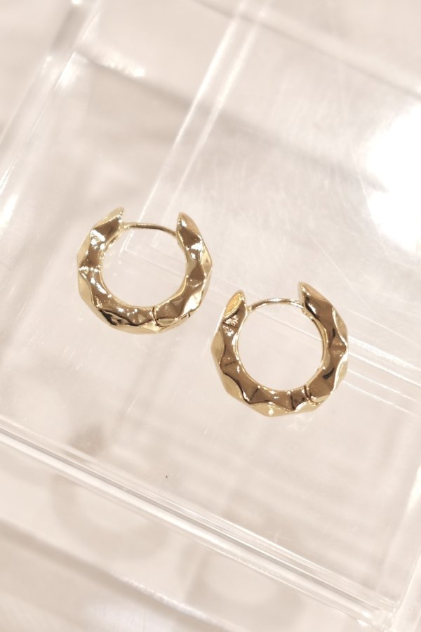 画像2: ステンレス 4.5mm幅 フープピアス 20mm径/ゴールド (2)