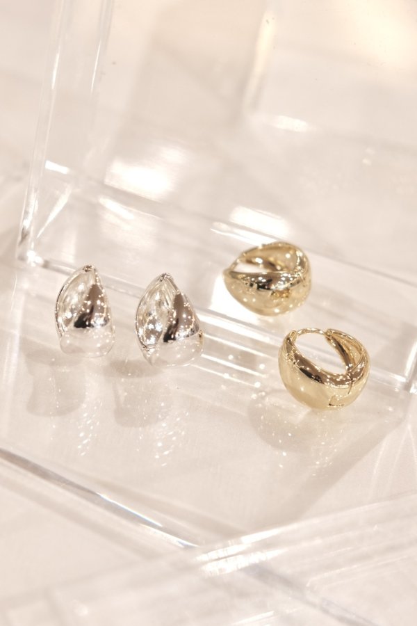 画像5: ステンレス 4.5mm幅 プランプフープピアス 16.5mm径 (5)