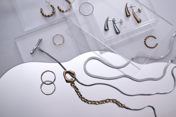 画像6: ステンレス ウォータードロップスタッドピアス (6)