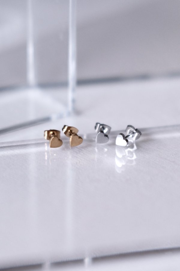 画像3: ステンレス フラットハートスタッドピアス (3)