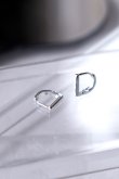 画像2: SILVER925 1.8mm幅 ストレートDフォルムフープピアス 10mm径 (2)