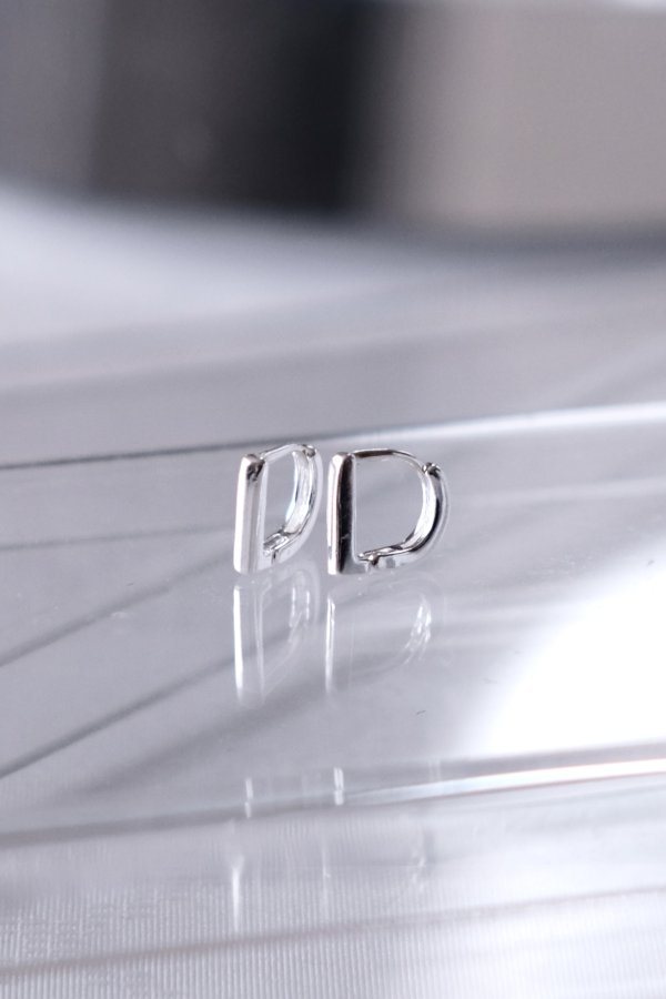 画像1: SILVER925 1.8mm幅 ストレートDフォルムフープピアス 10mm径 (1)